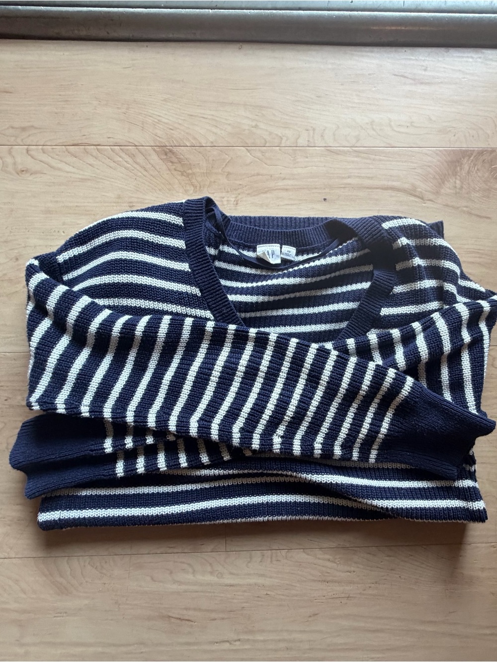 Gap Navy and White Striped Women’s Crewneck Sweater